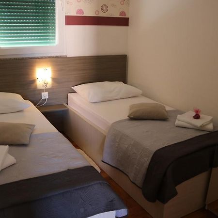 וודיצה Apartments Marina מראה חיצוני תמונה