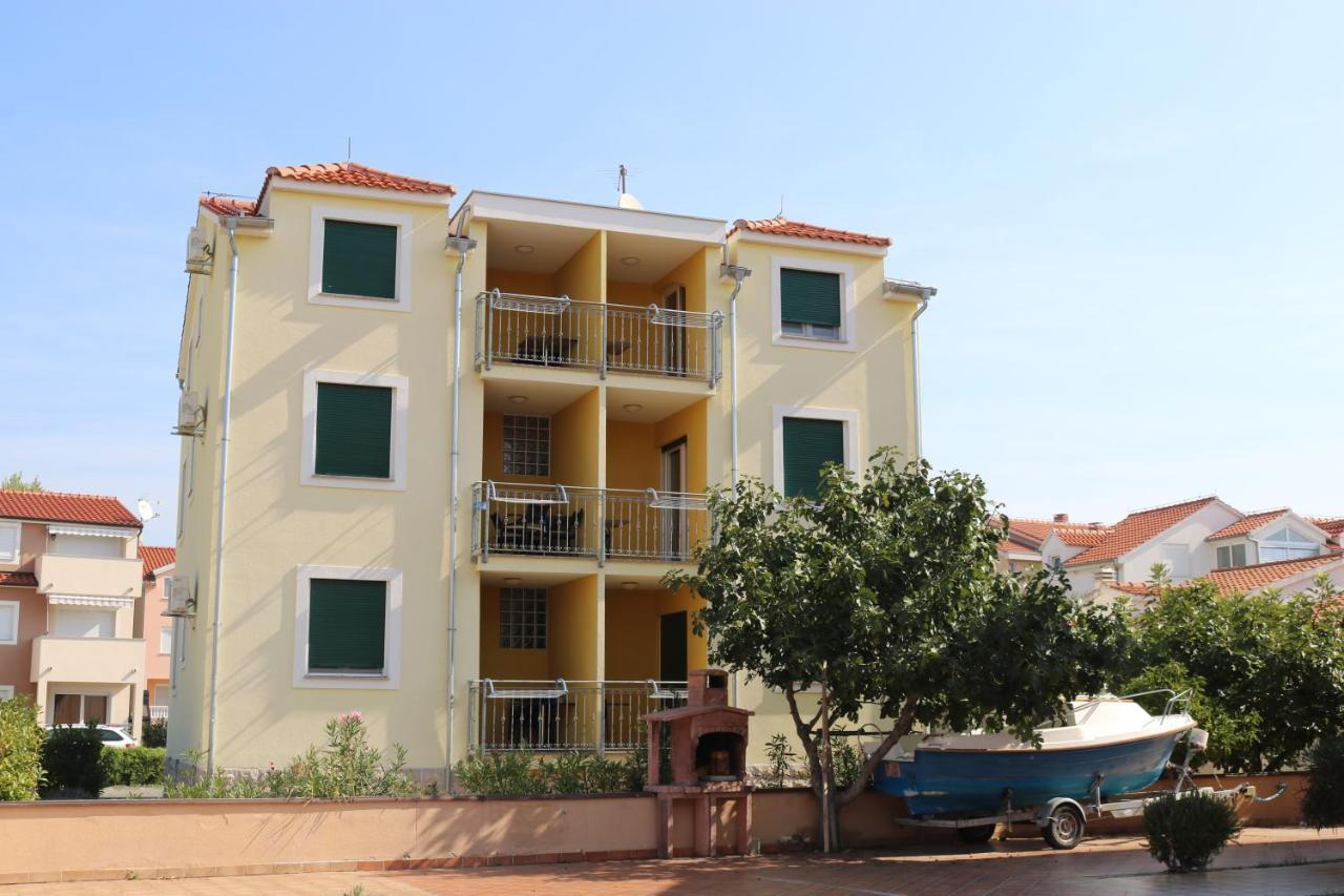 וודיצה Apartments Marina מראה חיצוני תמונה