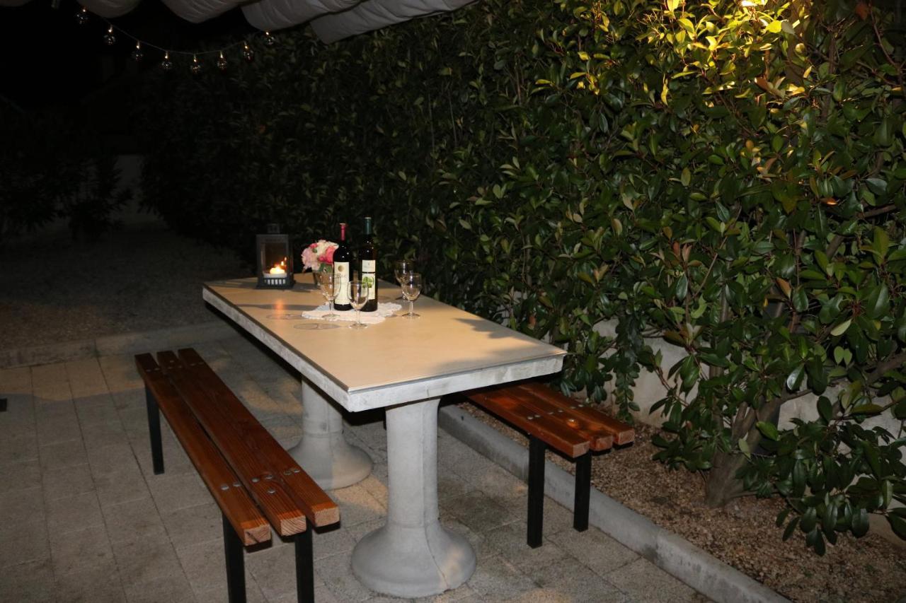 וודיצה Apartments Marina מראה חיצוני תמונה