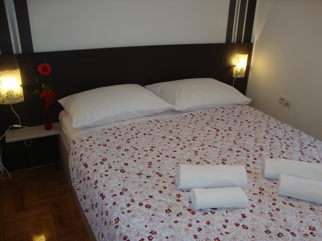 וודיצה Apartments Marina מראה חיצוני תמונה