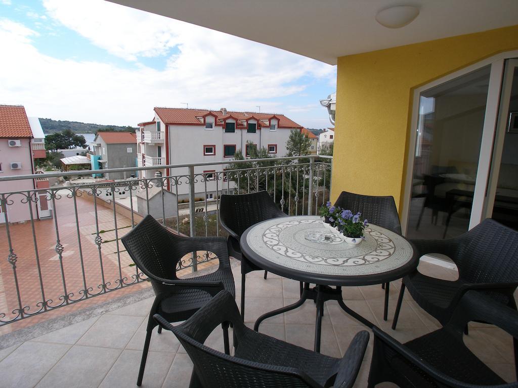 וודיצה Apartments Marina מראה חיצוני תמונה