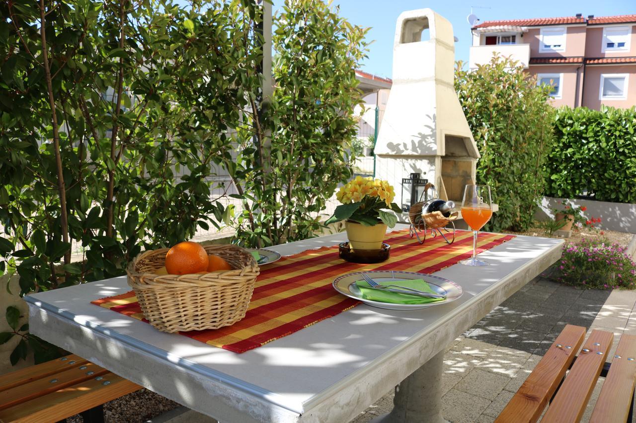 וודיצה Apartments Marina מראה חיצוני תמונה